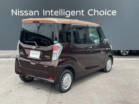 Nissan Dayz Roox