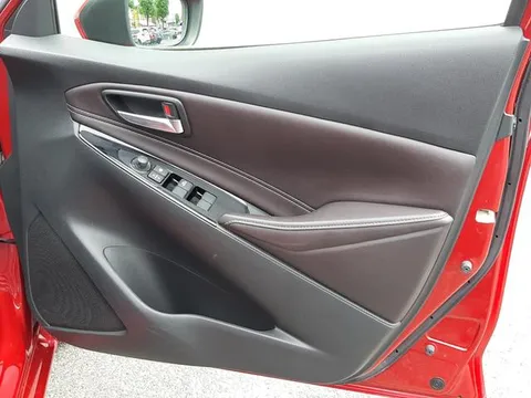 Mazda Mazda2 (Demio)