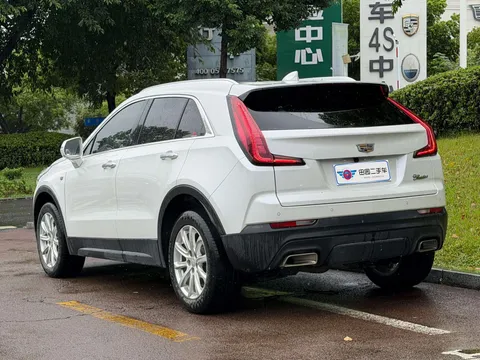 Cadillac XT4
