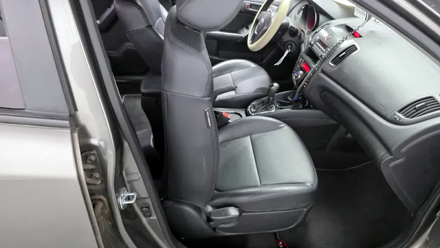 Kia Cerato (Forte)