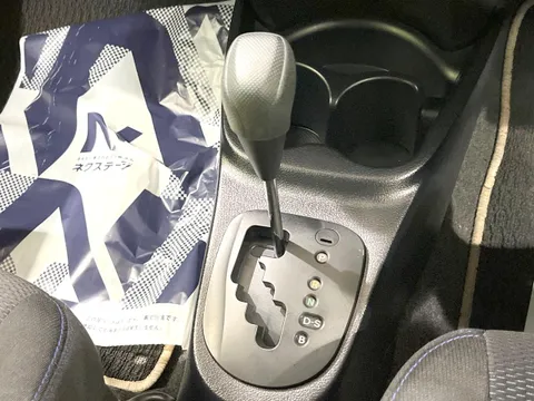 Toyota Yaris (Vitz)