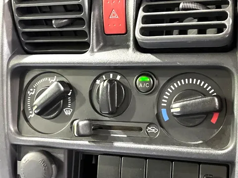 Nissan Clipper Truck