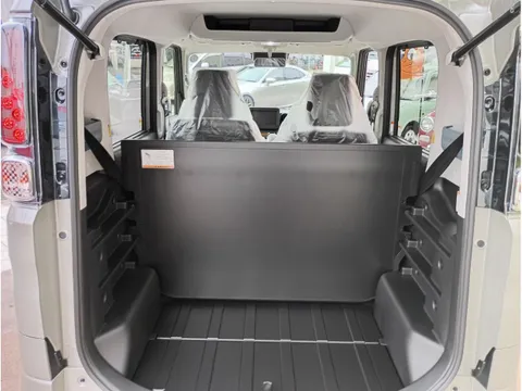Suzuki Spacia Base