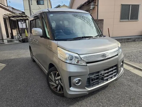 Suzuki Spacia