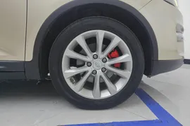 Geely Emgrand GS