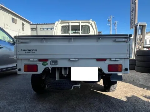 Mitsubishi Minicab Truck