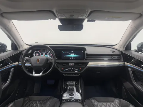 Hongqi HS5