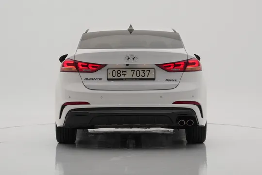 Hyundai Elantra (Avante)