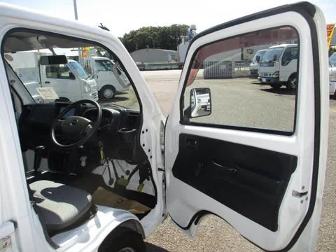Nissan Clipper Truck