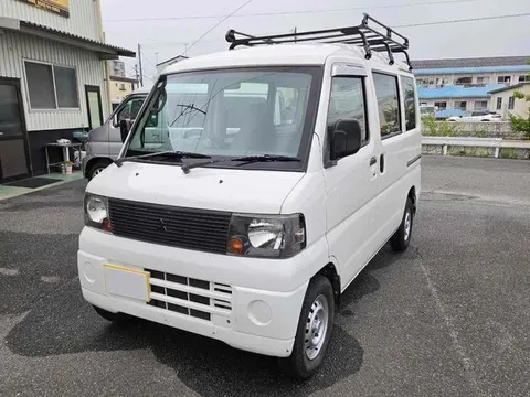 Mitsubishi Minicab Van