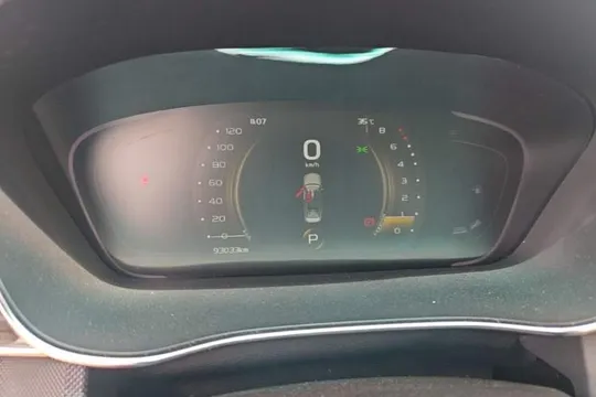 Geely Binray