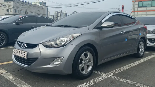 Hyundai Elantra (Avante)