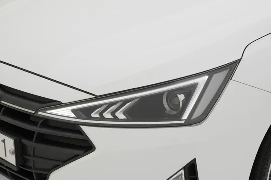 Hyundai Elantra (Avante)