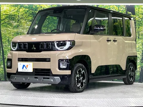 Mitsubishi Delica Mini
