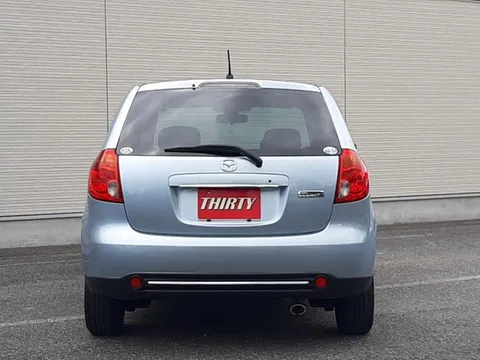 Mazda Verisa