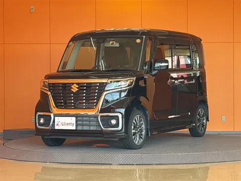 Suzuki Spacia Custom