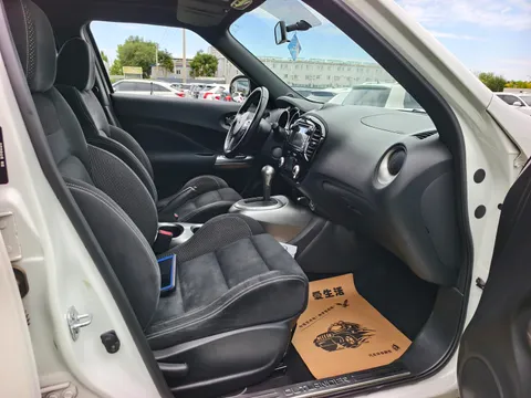Infiniti ESQ