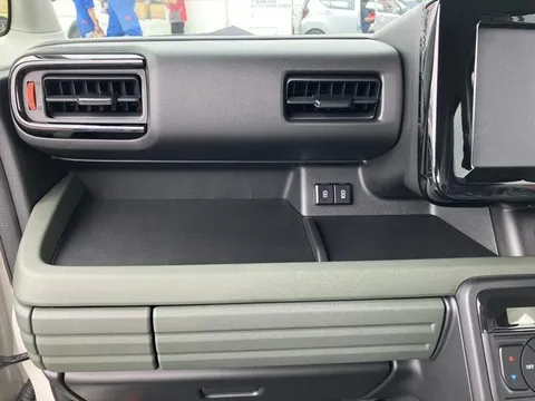 Suzuki Spacia Gear