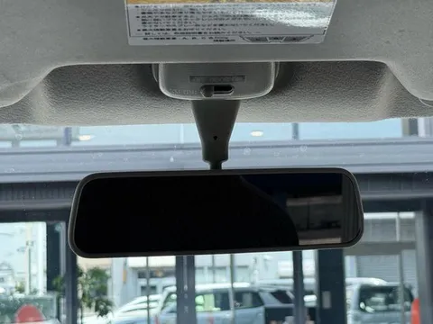 Mitsubishi Minicab Van