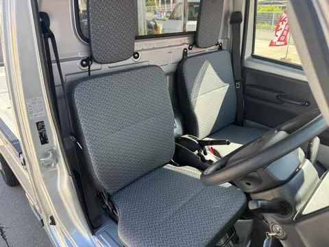 Suzuki Carry Track