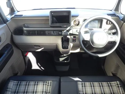 Honda N-BOX Joy