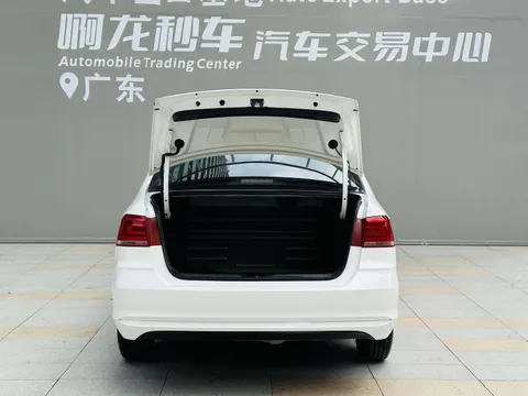 Volkswagen Santana