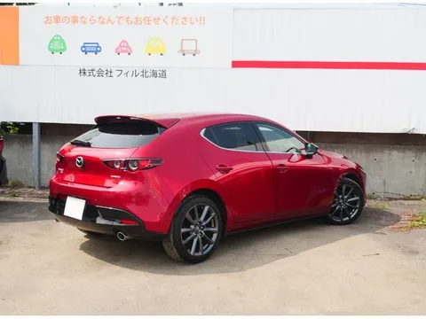 Mazda MAZDA3 Fastback
