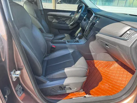 Roewe RX5