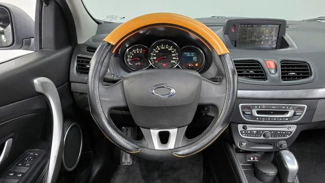 Renault SM3