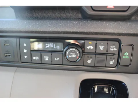 Honda N-BOX Joy