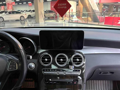 Mercedes-Benz Mercedes-Benz GLC