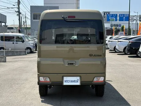 Daihatsu Atrai