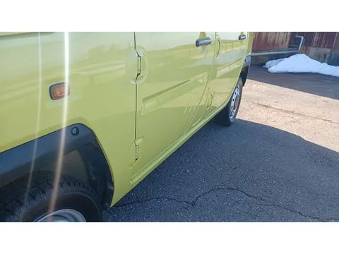 Daihatsu Naked