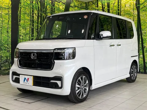 Honda N-BOX Custom