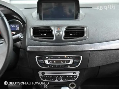 Renault SM3