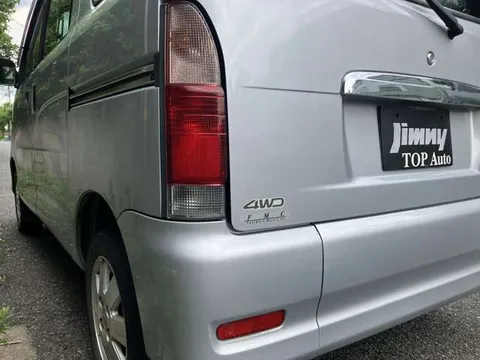 Daihatsu Atrai Wagon