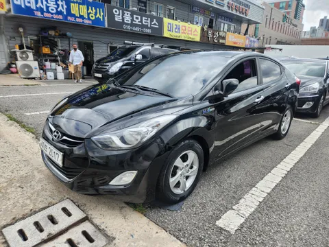 Hyundai Elantra (Avante)