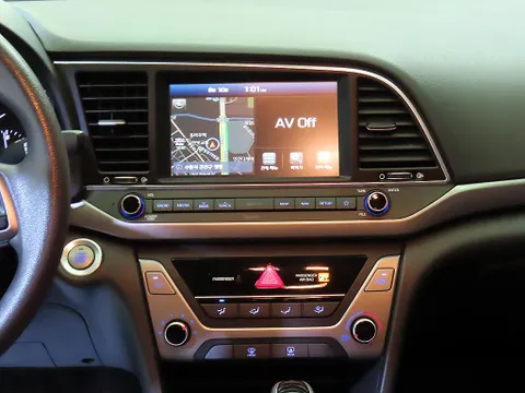 Hyundai Elantra (Avante)