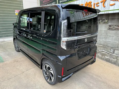 Suzuki Spacia Custom