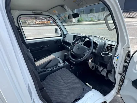Nissan Clipper Truck