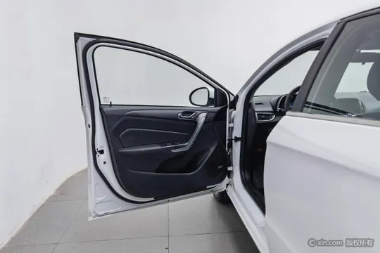 Chery Arrizo 5