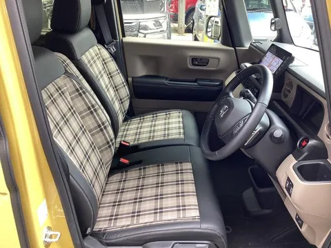 Honda N-BOX Joy