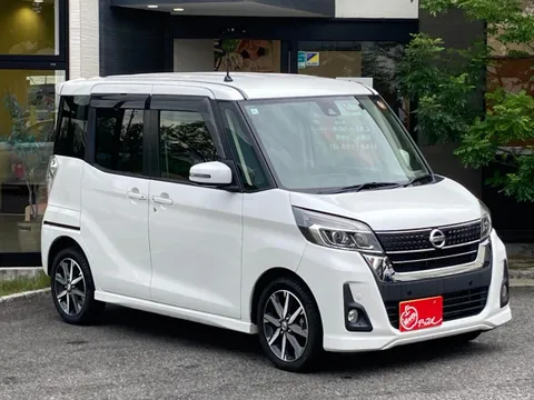 Nissan Dayz Roox