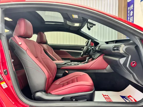Lexus RC
