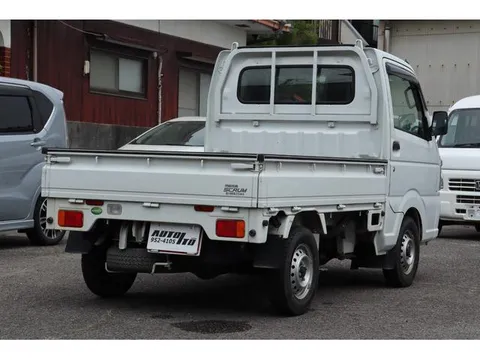 Mazda Scrum Truck