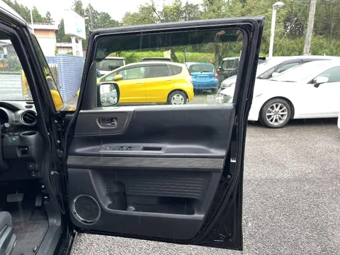 Honda N-BOX Slash