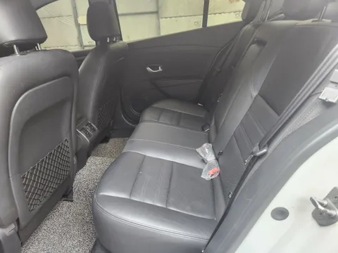 Renault SM3