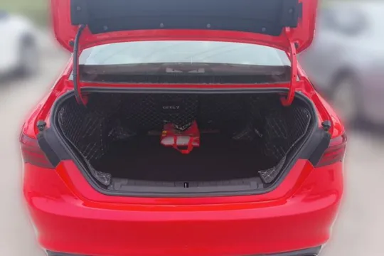 Geely Binray