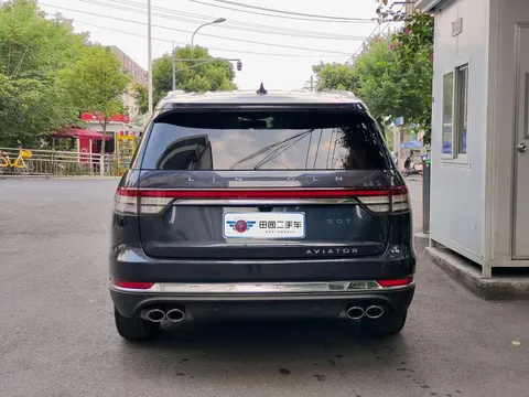 Lincoln Aviator