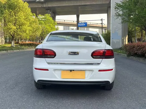 Qoros 3